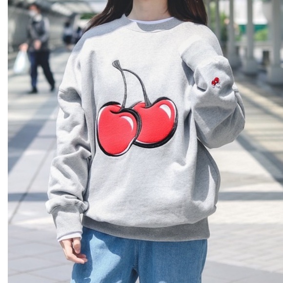 KIRSH Tops - Kirsh Gray Sweatshirt Big Red Cherry Sz 1